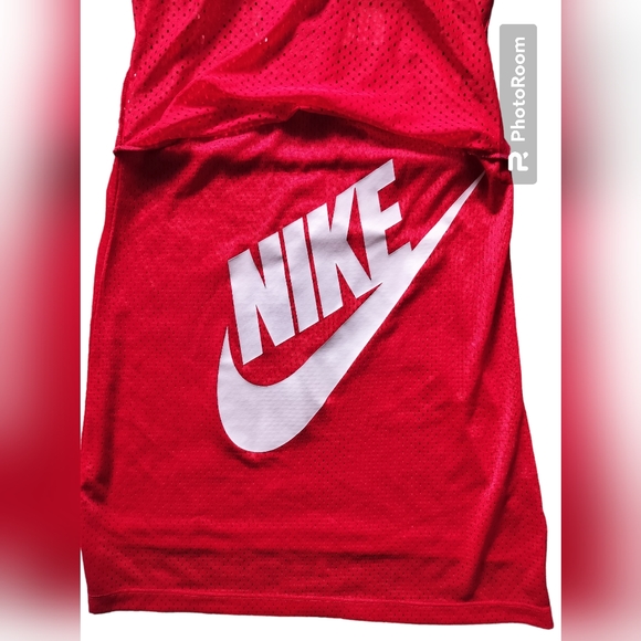 Nike women's red mesh tow layer tank top logo front on bottom layer size S - Picture 4 of 12